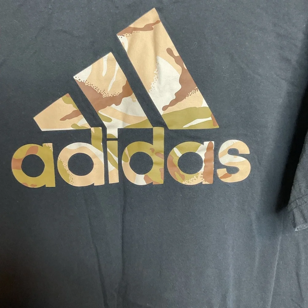 Adidas large tshirts set of 2